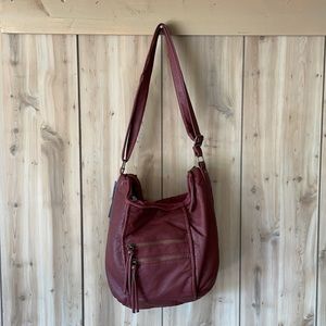 Bueno crossbody purse